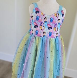 size 6T K-pop demon hunters dress